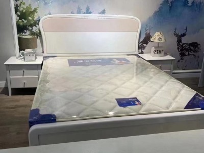 轻奢白油床图2