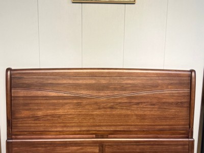 实木主卧大床图6