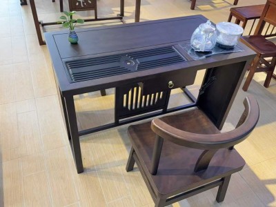 A8#阳台小茶台 材质：胡桃木 颜色：北美色 规格：120*65*70cm 配置：一桌四椅+玻璃养生壶 带抽屉图5
