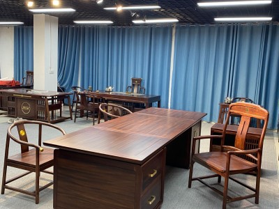 领秀总裁办公台 规格：280x106x80、320xx106x80 材质：刚果花梨木图3