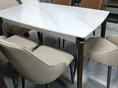 A25# 6厘玉晶石方桌 ​橡木台脚，底部有厚底板 尺寸：​1.3*0.8m ​多款椅子可以搭配图8