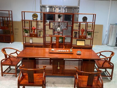上善若水办公茶台 规格：240x90x76cm 材质：格木图5