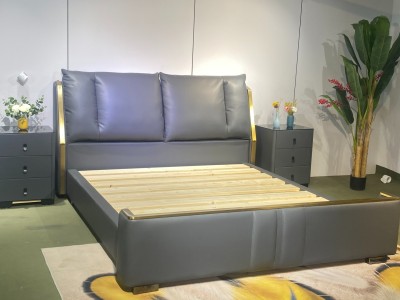8808#新品上市（专利产品） 【颜色】灰色 【面料】正版生态真皮 【配置】松木床板3x20超静音 床边加宽加固 耐用                               承受力强 【外框】1图6