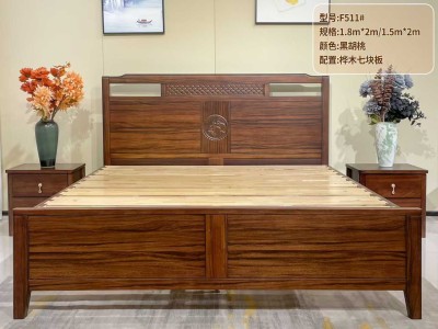 黑胡桃 宋式美学 新中式 新古典 实木床  尺寸有：1.5米，1.8米，  多种配置可选。图3