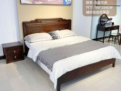 新中式 新古典 实木床  尺寸有：1.5米，1.8米，  多种配置可选。图8