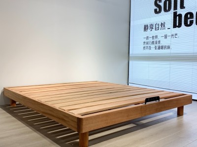 全胡桃木榻榻米 材质：胡桃木 颜色：原木色 备注：全胡桃木榻榻米，无贴皮，无辅材 擦拭木蜡油，自然纹理，安全环保，颜值高！图4