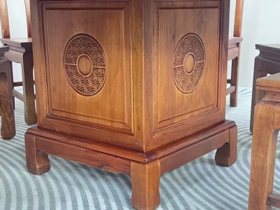 新品爆款上新   F901# 花梨色  格木大圆桌！加厚桌面，加厚椅子   尺寸：1.3米，1.5米，1.6米（带转盘带玻璃）  （可定制1.8米2米）图6