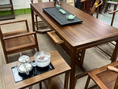 星启茶台 材质：金秋檀材质 颜色：北美胡桃色 尺寸：1.6米、1.8米图5
