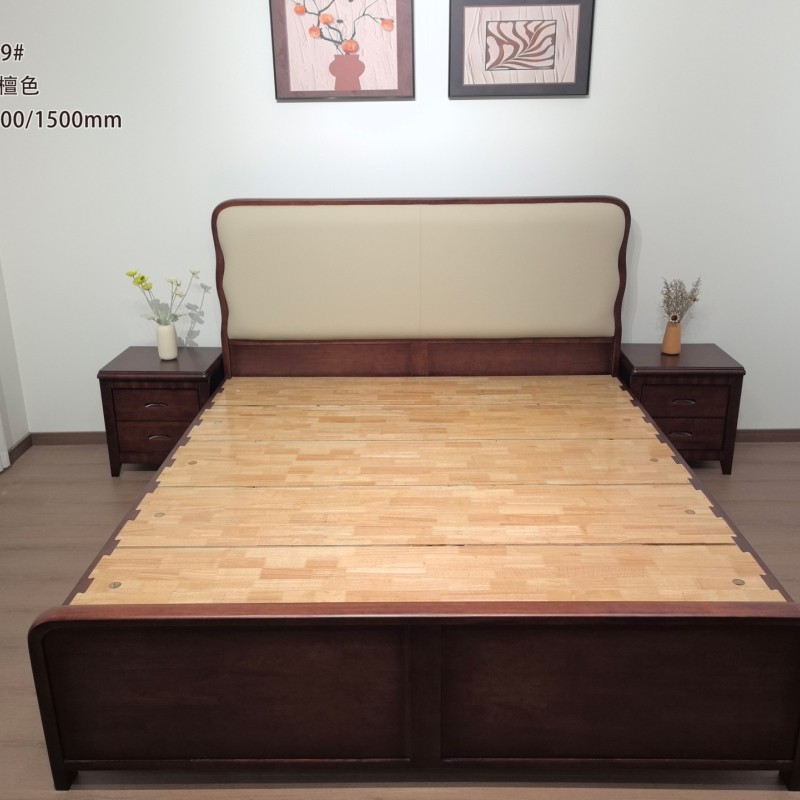 高性价比【爆款】意式软包实木床 实木框架+生态真皮软靠 尺寸：1.5米、1.8米 配置：实木满铺床板