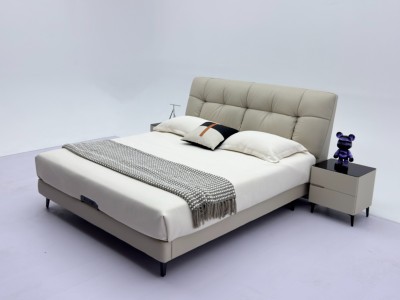 新款608#【进口头层牛皮】 【型号】608# （新款） 【颜色】珍珠白 【面料】进口头层牛皮 【尺寸】2200*1900*1130 【配置】8公分SF级松木床边                   图5