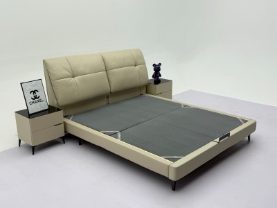 新款601#【进口头层牛皮】  【型号】601# （新款）  【颜色】珍珠白  【面料】进口头层牛皮  【尺寸】2200*1900*1130  【配置】8公分SF级松木床边（软质护边工艺）      图8