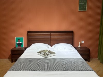 A813#带储物全实木硬靠床图2