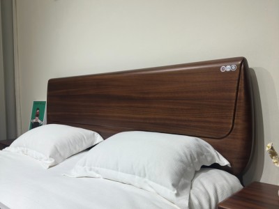 臻实胡桃木/全实木床， 颜色： 南美金柚色图4