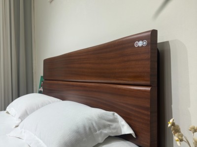 臻实胡桃木/全实木床， 颜色： 南美金柚色图4