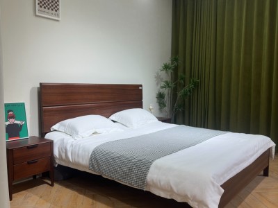 臻实胡桃木/全实木床， 颜色： 南美金柚色图5