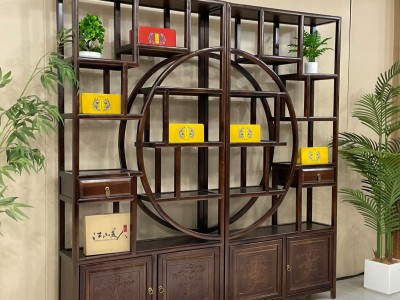 大团圆博古架【尺寸】285×30×196CM（三组合）             192×30×196CM （两组合） 【材质】榆木+乌金木工艺 【颜色】乌金色图7