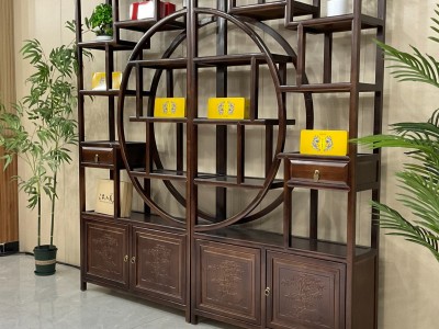 大团圆博古架【尺寸】285×30×196CM（三组合）             192×30×196CM （两组合） 【材质】榆木+乌金木工艺 【颜色】乌金色图6
