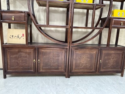 大团圆博古架【尺寸】285×30×196CM（三组合）             192×30×196CM （两组合） 【材质】榆木+乌金木工艺 【颜色】乌金色图9