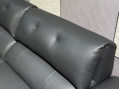 新品上新【电动三拖功能沙发】 ▪颜色：高级灰生态皮 ▪尺寸：3.13米直排 ▪配置：电动三拖平推电机，一键舒展躺平 ▪框架：进口落叶松+弹簧底架 ▪工艺：靠背头枕精致拉点，加宽加厚扶手，坐感舒适图5